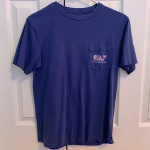 blue vineyard vines tee